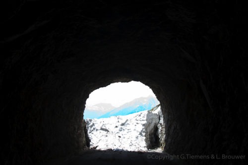 Bovec, Mangart Slovenië  Waterval Wandeling Vakantie tunnel Triglav tolweg Sneeuw Slovenie Predil Predel pas Mangart juni italie Bovec Bergen Alpen  