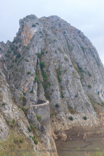 Andalusie, grotten in de buurt van Montejaque Spanje  Stuwmeer Spanje Karst Hundidero Cave grot Cueva de la Pileta Andalusie  
