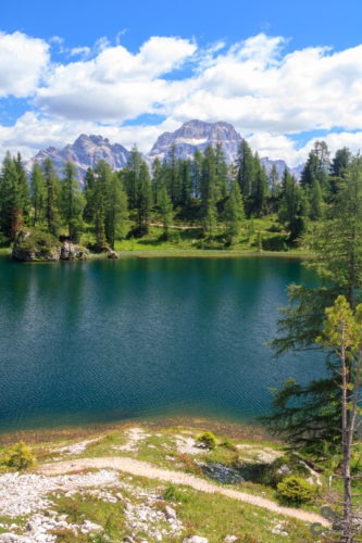 Croda da Lago Italië  Wandeling italie Edelweiss Dolomieten Croda da Lago Bergmeer  